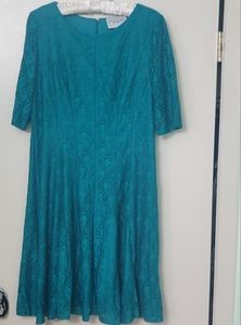 RSVP size 14 dress excellent condition-Teal 2/$50